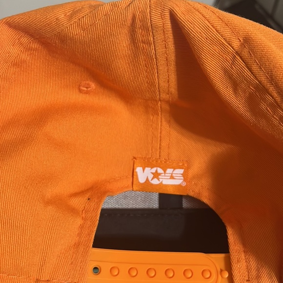 Tennessee Vols SnapBack, Fanny Pack, Travel Pillow - Picture 7 of 10